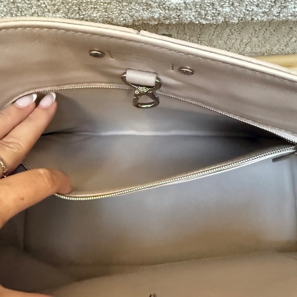 Louis Vuitton Pernelle Tote in Taurillon - Picture 14 of 15